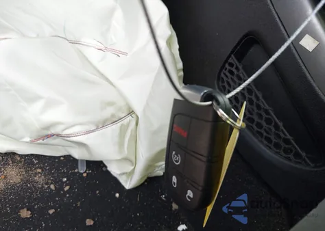 2020 Dodge Journey Se Value z USA, uszkodzony, nr VIN 3C4PDCAB6LT278266